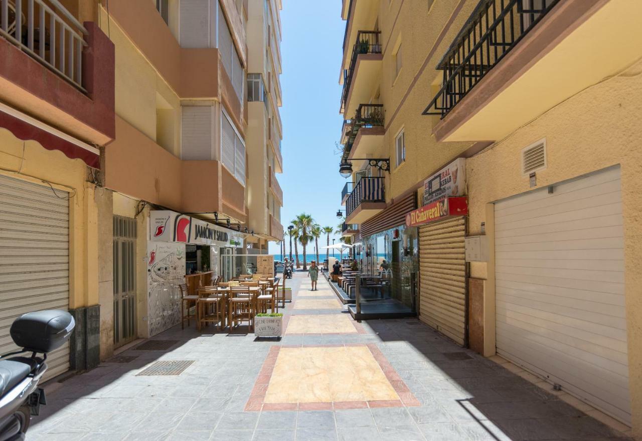 Malagasuite Fuengirola Pier Buitenkant foto