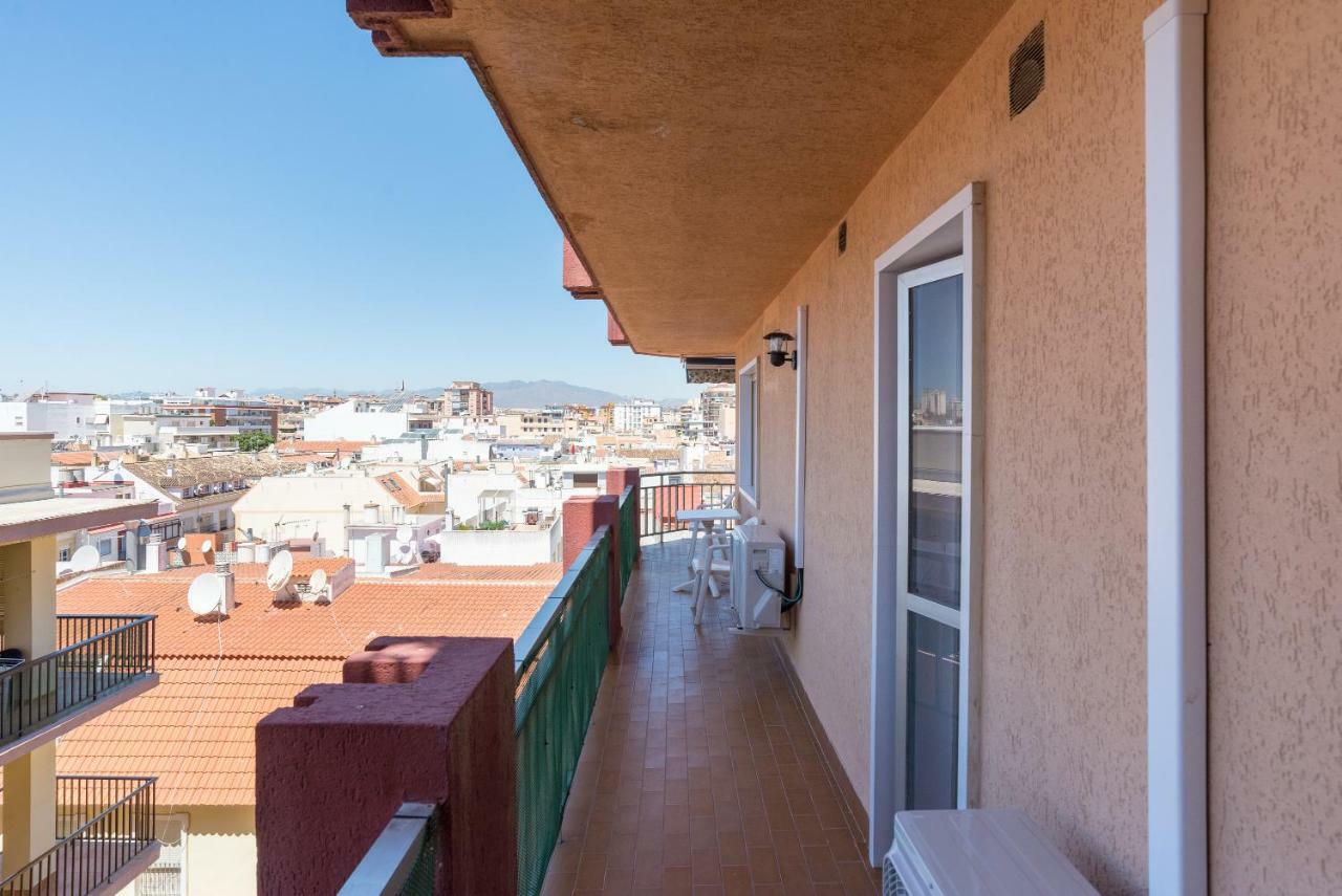 Malagasuite Fuengirola Pier Buitenkant foto